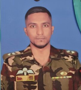 লে. কর্ণেল মোঃ জুনাইদ জাকির, পিএসসি, 
অধিনায়ক, ১ সিগন্যাল ব্যাটালিয়ন, রংপুর সেনানিবাস, রংপুর। কো-অপ্ট 